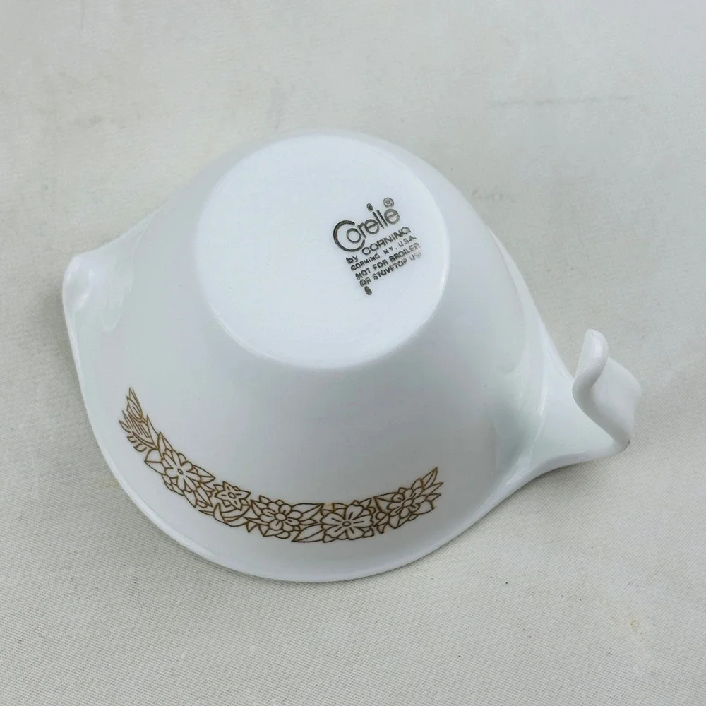 Corelle Woodland Brown Creamer 6 oz Ounce Vintage Glass White Floral‎